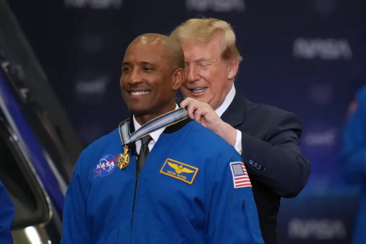 Artemis II astronauts receive nation’s highest space honor for their successful moonshot
